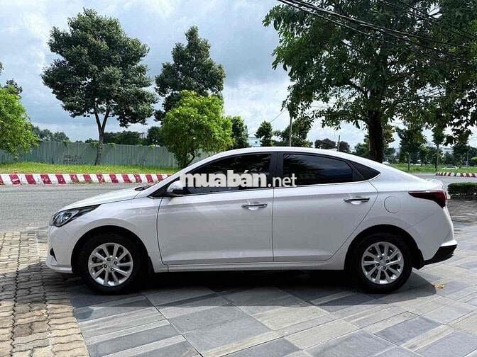 Hyundai Accent 2023 Trắng 34.000 km