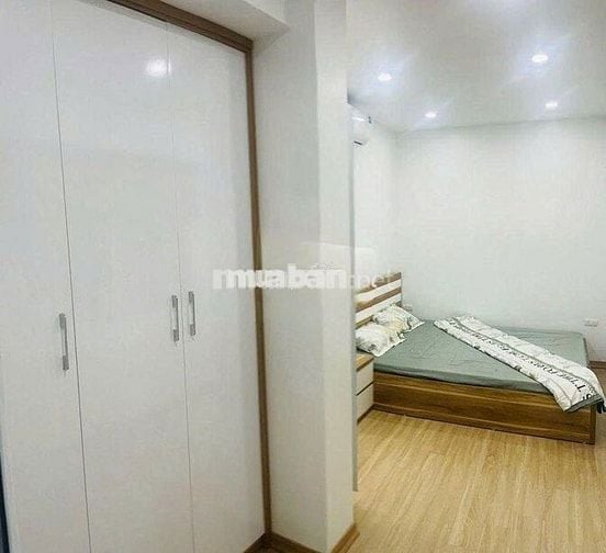 Cho thuê nhà ngõ 199 Lò Đúc - 27m2-5 tầng