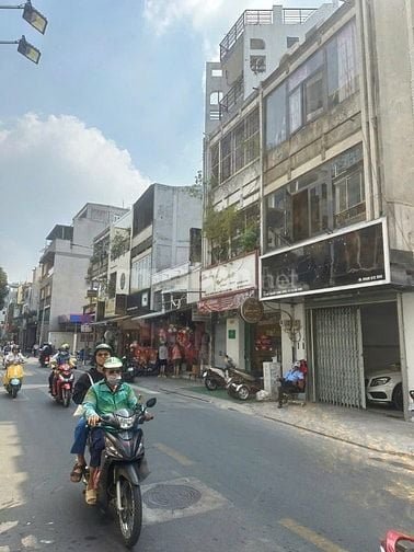 CHÍNH CHỦ BÁN GẤP NHÀ MẶT TIỀN NGUYỄN TRỌNG TUYỂN TÂN BÌNH