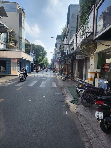 CHÍNH CHỦ BÁN GẤP NHÀ MẶT TIỀN NGUYỄN TRỌNG TUYỂN TÂN BÌNH