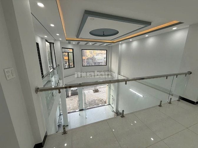 Cho Thuê Mặt Bằng Kinh Doanh 2 Mặt Tiền Hồng Bàng, Quận 6–Có Gác Lửng