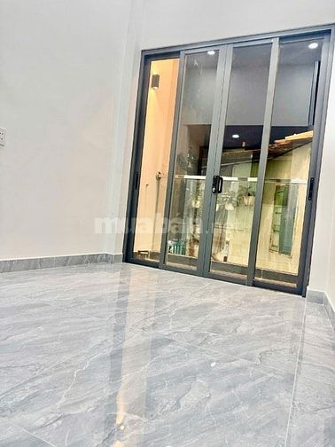 Nhà nhỏ hẻm 2m, hẻm 506 Lạc L Quân, P5, Q11, Phù hợp VK Trẻ, 2PN + 2WC