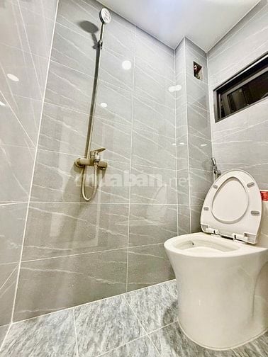 Nhà nhỏ hẻm 2m, hẻm 506 Lạc L Quân, P5, Q11, Phù hợp VK Trẻ, 2PN + 2WC