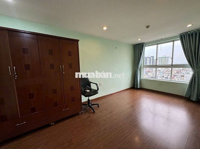Bán căn hộ 312 Lạc Long Quân, Q11, 66m2, 2pn, 3.4 tỷ, thang máy.