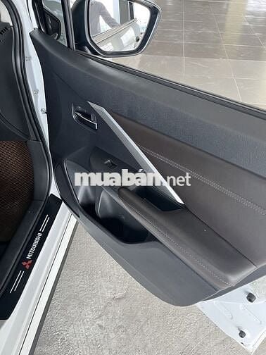 Mitsubishi Xpander pre 2024 giá còn thương lượng