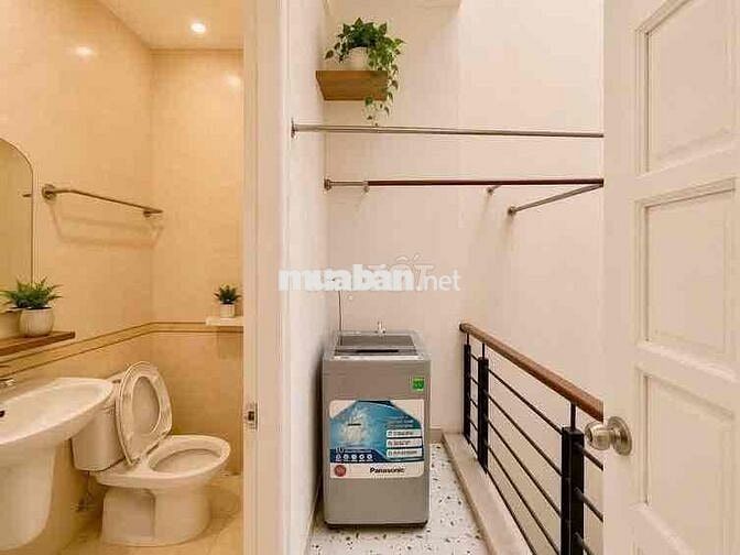 STUDIO BAN CÔNG FULL NỘI THẤT 2PN 2WC NGAY ÂU CƠ CỘNG HOÀ