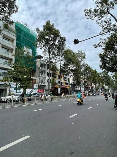 MẶT TIỀN TRẦN HƯNG ĐẠO QUẬN 1 – 6 TẦNG VĂN PHÒNG, GIÁ CHỈ 49 TỶ, KHU K