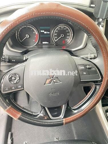 Mitsubishi Xpander premium xe gia đình chính chủ