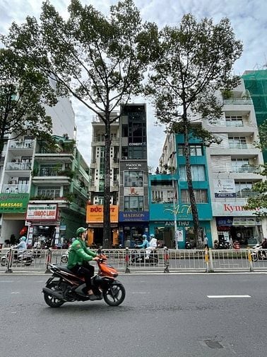 MẶT TIỀN TRẦN HƯNG ĐẠO QUẬN 1 – 6 TẦNG VĂN PHÒNG, GIÁ CHỈ 49 TỶ, KHU K
