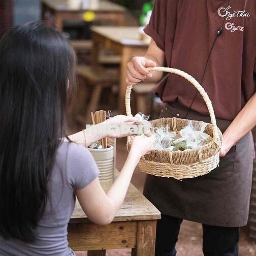 GV BÌNH THẠNH TUYỂN PHỤC VỤ & PHỤ BẾP QUÁN THÁI