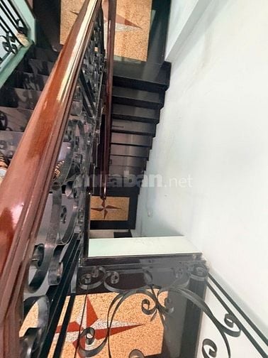 cho thuê nhà MT 439 Cộng Hòa12mx28m 3 lầu chỉ 155tr/tháng
