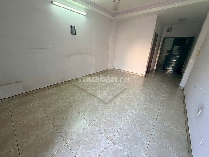 cho thuê nhà MT 439 Cộng Hòa12mx28m 3 lầu chỉ 155tr/tháng
