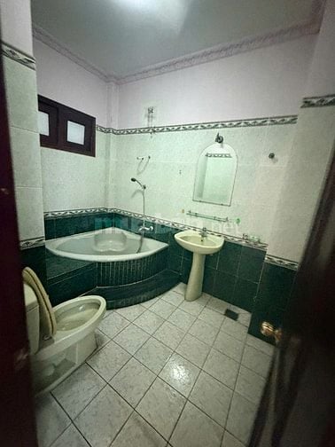 cho thuê nhà MT 439 Cộng Hòa12mx28m 3 lầu chỉ 155tr/tháng