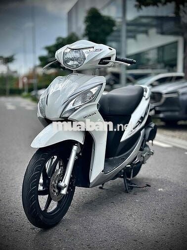 Honda Vision Fi màu Bạc