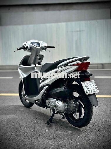 Honda Vision Fi màu Bạc