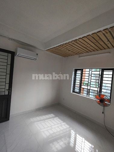 CHO THUÊ TOÀN BỘ TẦNG CĂN GÓC 2 MẶT TIỀN