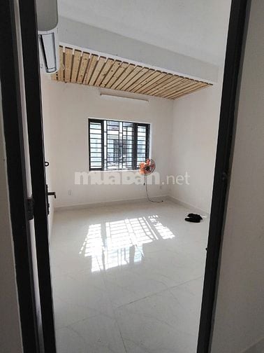CHO THUÊ TOÀN BỘ TẦNG CĂN GÓC 2 MẶT TIỀN