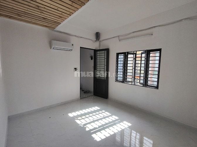 CHO THUÊ TOÀN BỘ TẦNG CĂN GÓC 2 MẶT TIỀN