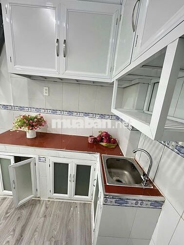 Nhà mới 4 Tầng Q6, Sổ công chứng ngay, Chỉ hơn 1 t.i
