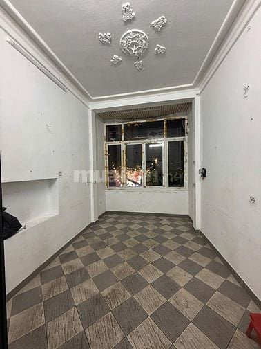 CHO THUÊ TẦNG 2- TẦNG 3 - MẶT ĐƯỜNG NGUYỄN HỮU HUÂN - HỒ HOÀN KIẾM
