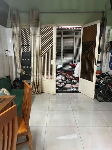 Nhà 1/ hẻm 3m gần MT Sư Vạn Hạnh.DT 3,5mx8,5m.Giá 4,7tỷ_3 tầng BT mới 