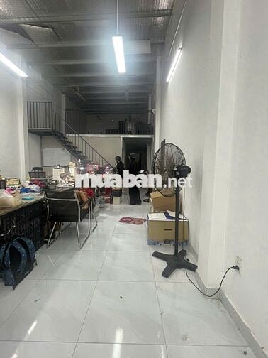 CHO THUÊ MẶT BẰNG ĐẸP ĐƯỜNG DƯƠNG QUẢNG HÀM, DT NGANG 6m X 28m