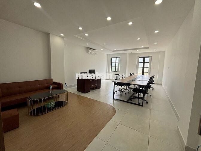  văn phòng Cityland sẵn nội thất