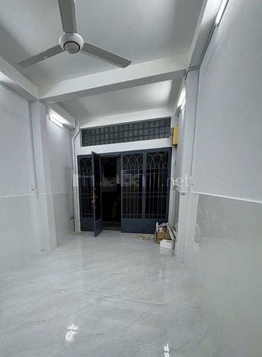 Nhà hẻm sát HXH và MT 3 tháng 2_3,15mx13m(40m2).T+L BTCT.Giá 6,8 tỷ TL