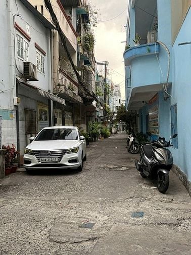 Nhà hẻm sát HXH và MT 3 tháng 2_3,15mx13m(40m2).T+L BTCT.Giá 6,8 tỷ TL