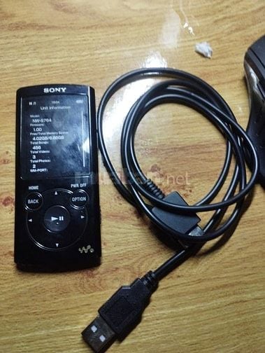 Cần bán máy nghe nhạc sony walkman NW-s764 (đen)
