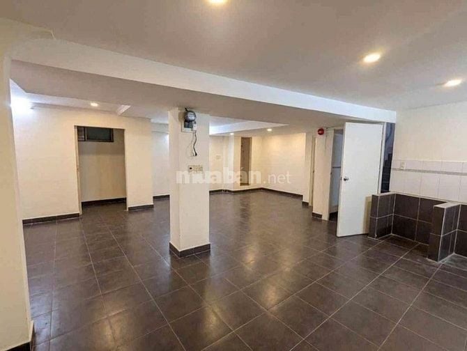 💥💥💥 NHÀ QUẬN 3: NGUYỄN THỊ MINH KHAI - CHDV 5 TẦNG - 90 M2 - VỊ TRÍ