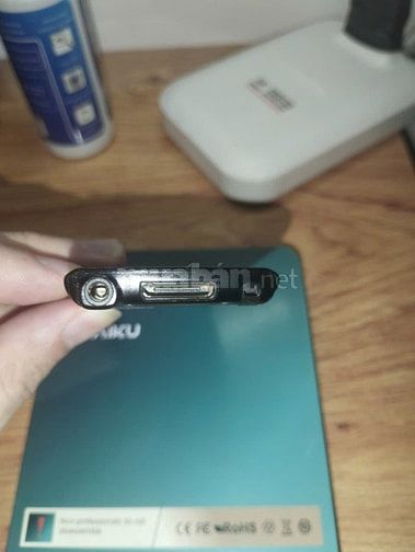 Cần bán máy nghe nhạc sony walkman NW-s764 (đen)