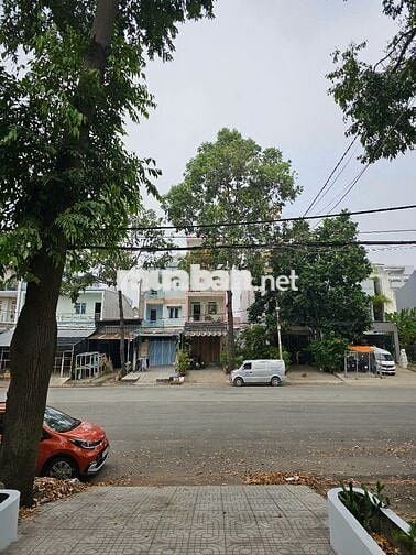 BÁN NHÀ MẶT TIỀN ĐƯỜNG, VỊ TRÍ NHÀ HIẾM CÓ. ĐƯỜNG TRƯỚC NHÀ RỘNG 39m 