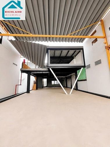 Cho thuê mặt bằng số 138-138A Lê Lai, Quận 1, DT: 13x38m nở hậu 18.5m