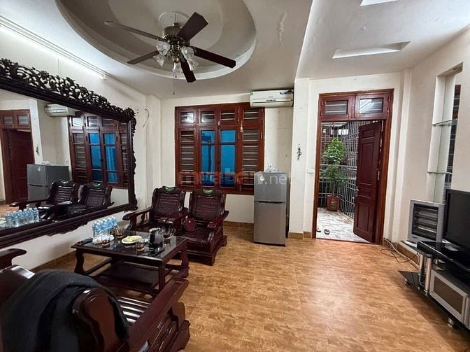 🏡 Bán nhà đẹp phố Yên Hòa thông sang phố Hạ Yên Quyết ô tô cách 10m 