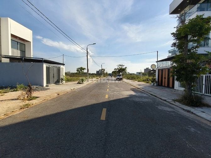 Bán Lô Đất Đầm Sen Hòa Xuân Giá Tốt Nhất Trên Thị Trường