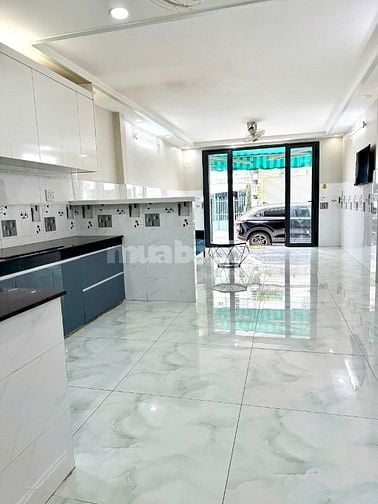 CHO THUÊ NHÀ HẺM 6M (XT) PHÚ ĐỊNH, P.16, Q.8, 10TR.