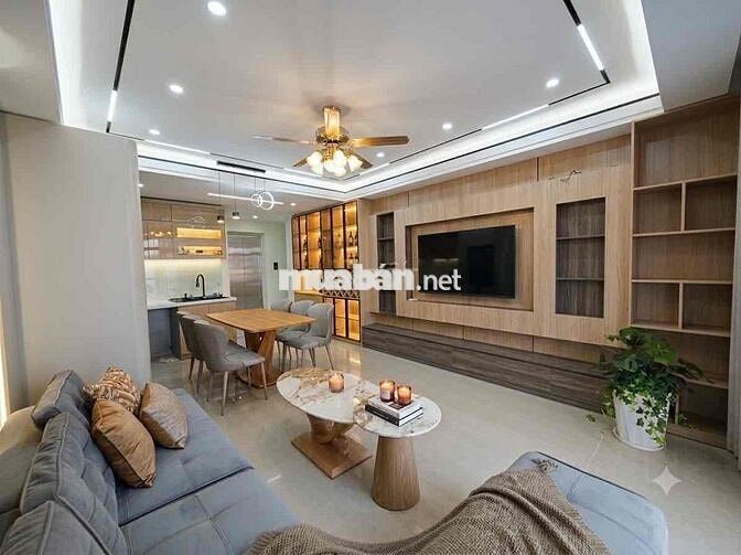 BÁN NHÀ THẠCH BÀN DT50M 6TẦNG THANG MÁY FULL NỘI THẤT