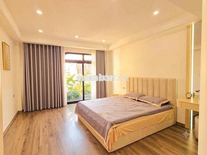 BÁN NHÀ THẠCH BÀN DT50M 6TẦNG THANG MÁY FULL NỘI THẤT
