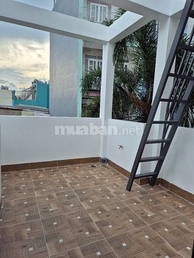 Chính chủ bán nhà 66/11 Lý Thánh Tông, cách mặt 5 căn, xây mới 100%