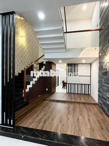 CHO THUÊ NHÀ 4 TẦNG MẶT TIỀN VŨ QUỲNH, THANH KHÊ