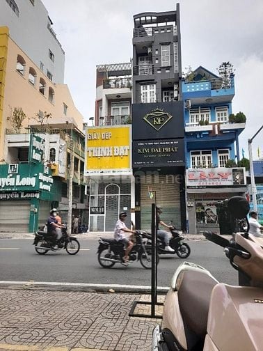 Bán nhà 2 mặt tiền Phường Bàn Cờ Q3 dt: 3.4m x 11m 2 lầu giá 8 tỷ 9.