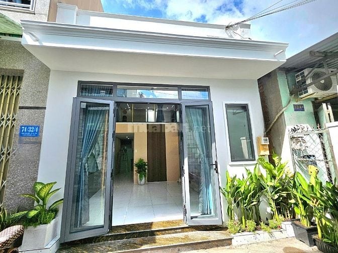 Nhà đẹp full nội thất - hẻm ô tô - sổ hồng riêng 45m² - Phan Văn Hớn
