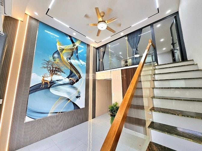Nhà đẹp full nội thất - hẻm ô tô - sổ hồng riêng 45m² - Phan Văn Hớn