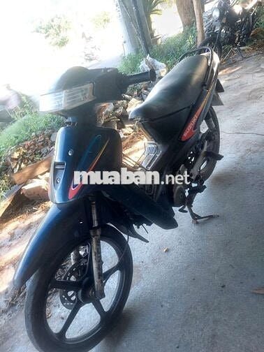 Suzuki Xe máy màu Đen
