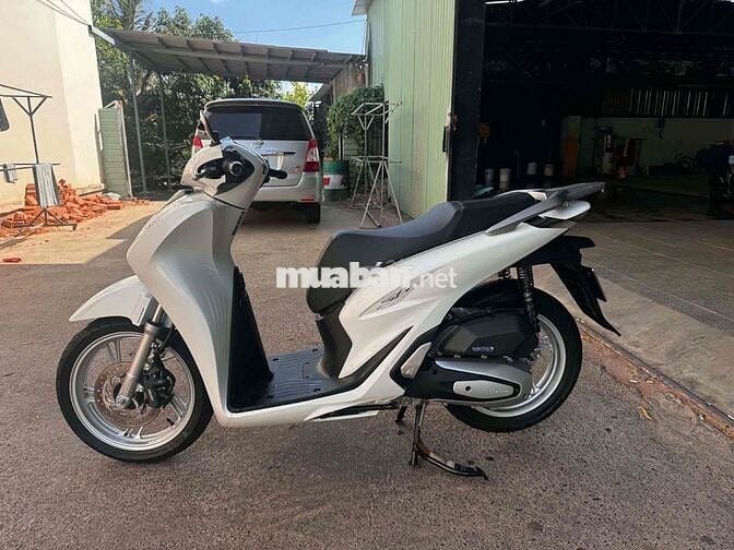 Honda 125 SH 2023 Trắng 6500km thắng cbs.