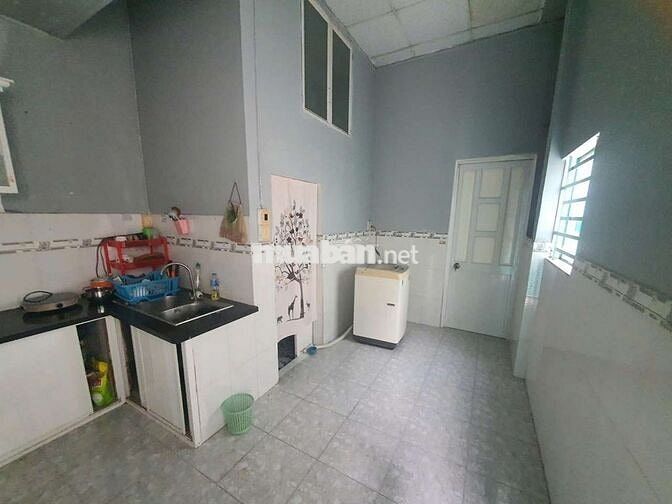 Nhà trệt Trần Xuân Soạn giáp Q1, Q5, Q8