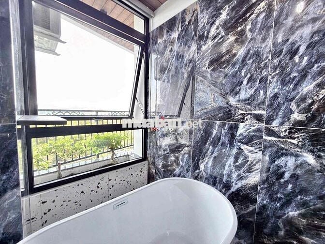 Cho Thuê Căn Hộ Mới 100% View Biển Phạm Văn Đồng