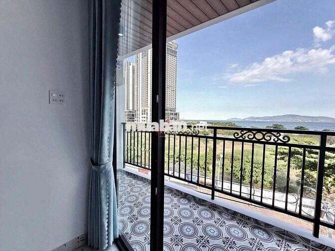 Cho Thuê Căn Hộ Mới 100% View Biển Phạm Văn Đồng