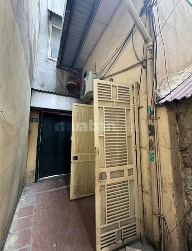 Cho thuê nhà nguyên căn gần Times